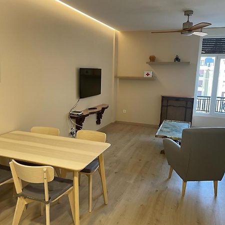 Apartamentos Gyc Vistas A Santo Domingo Leon Luaran gambar
